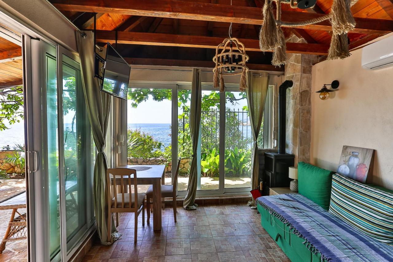 Dreamsea Apartment Utjeha-Bušat Eksteriør billede