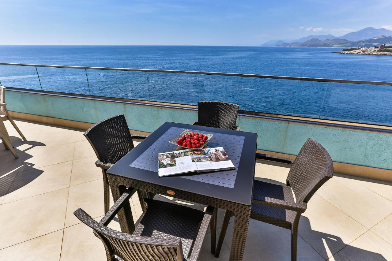 Dreamsea Apartment Utjeha-Bušat Eksteriør billede