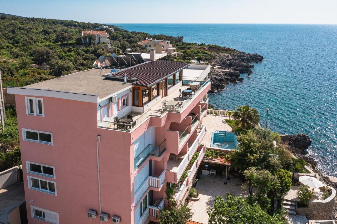 Dreamsea Apartment Utjeha-Bušat Eksteriør billede
