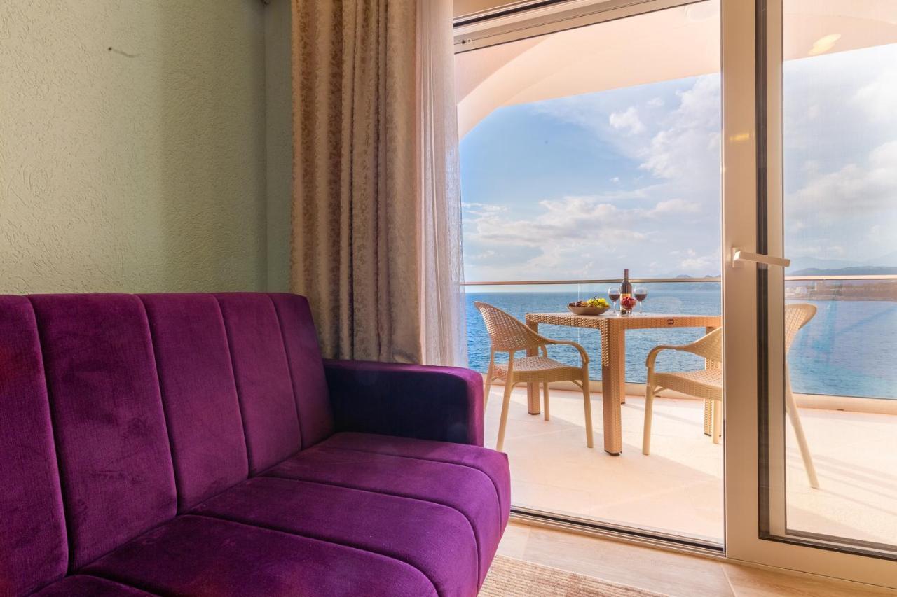 Dreamsea Apartment Utjeha-Bušat Eksteriør billede
