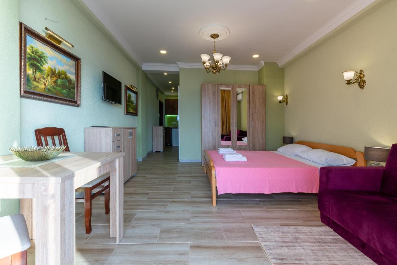 Dreamsea Apartment Utjeha-Bušat Eksteriør billede