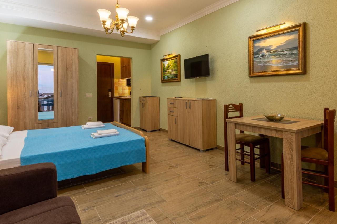 Dreamsea Apartment Utjeha-Bušat Eksteriør billede
